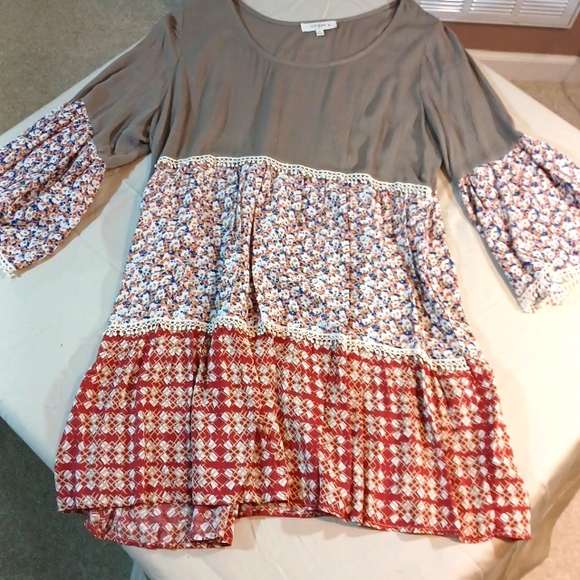 UMGEE XL BOHO DRESS WITH BELL SLEEVES WORN ONLY TWICE! - Picture 3 of 7